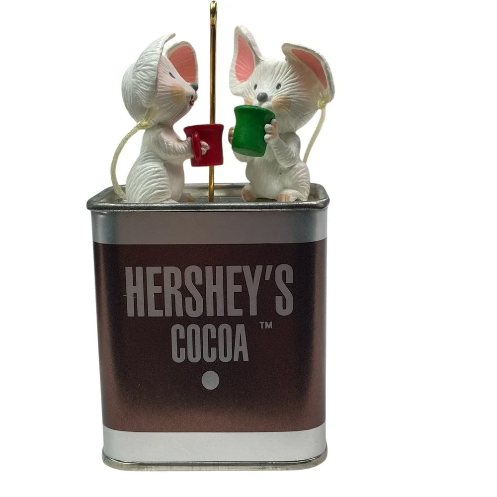Hallmark Keepsake Ornament 1993 Warm & Special Friends Hershey's‎ Cocoa Mice Tin